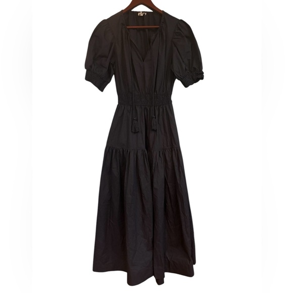 Moon River Navy peek a boo back Maxi Dress - Picture 4 of 5